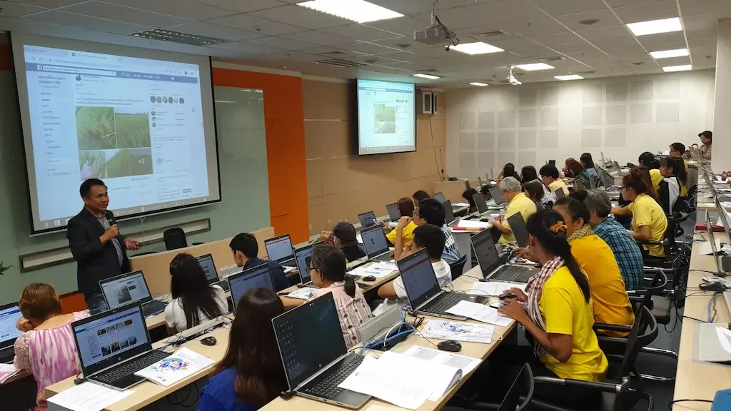 หลักสูตรเรียนการตลาดออนไลน์และ AI Team Digital