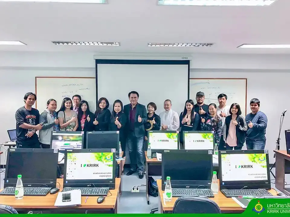 ภาพบรรยากาศภายในงานสัมมนา เทคนิคขายของออนไลน์ให้ปัง ให้รวย รุ่นที่ 5
