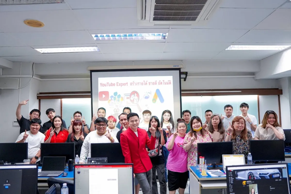 ภาพบรรยากาศอบรมคอร์ส สร้างช่อง YouTube ให้ดัง ทํารายได้ให้ปัง รุ่น 9